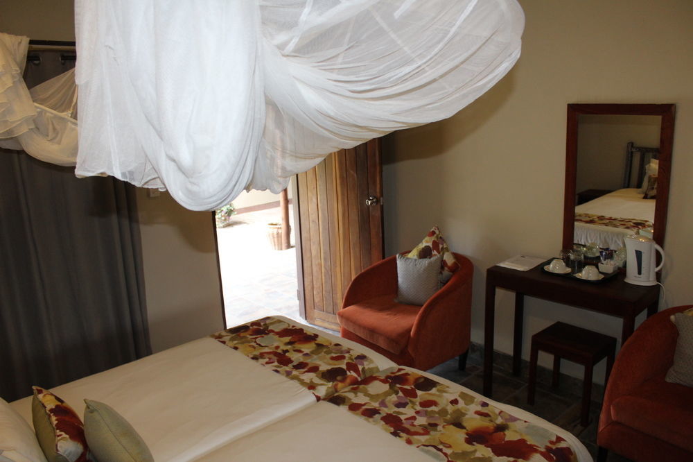 Thebe River Safaris Kasane Extérieur photo
