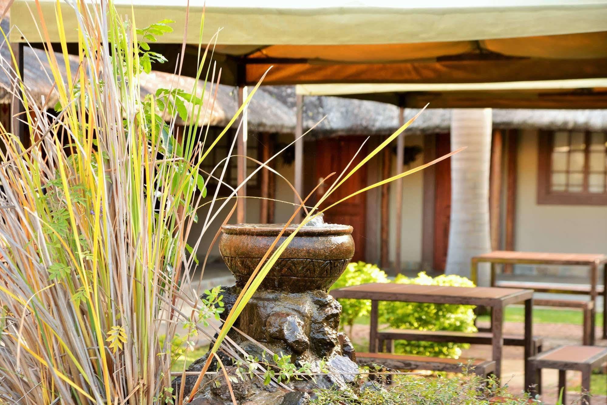 Thebe River Safaris Kasane Extérieur photo