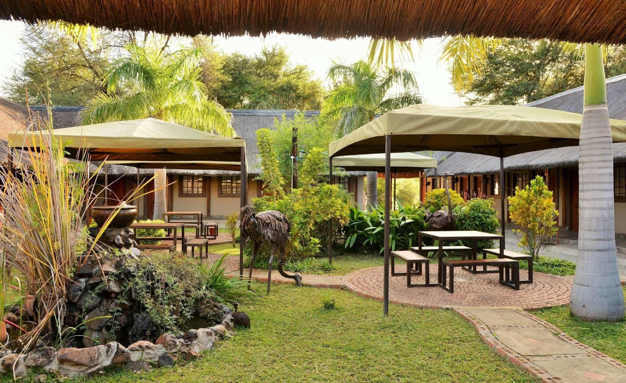 Thebe River Safaris Kasane Extérieur photo
